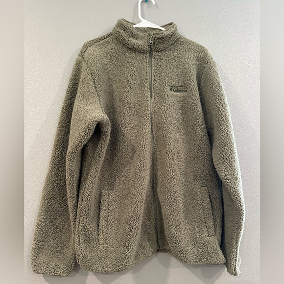 Columbia Sherpa Fleece in Taupe - Picture 2 of 4